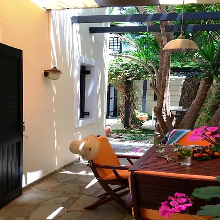 Apartment Aigialis & Studios Kokkini Hani