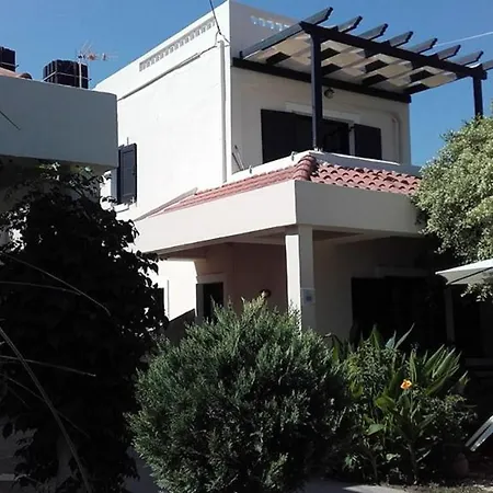 Apartment Aigialis & Studios